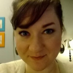 Meet your Posher, Leslee